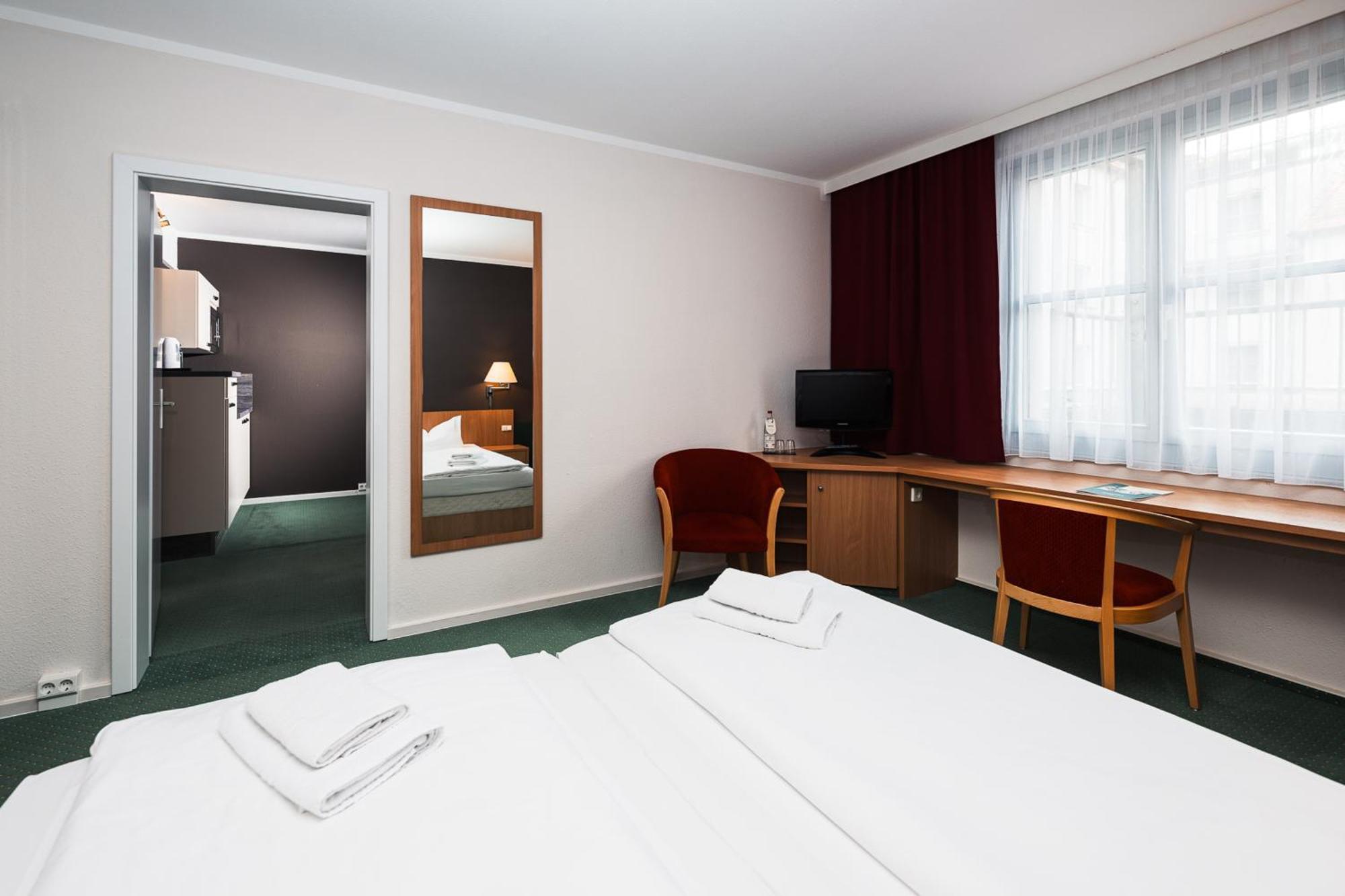 Martas Hotel Lutherstadt Wittenberg Rum bild
